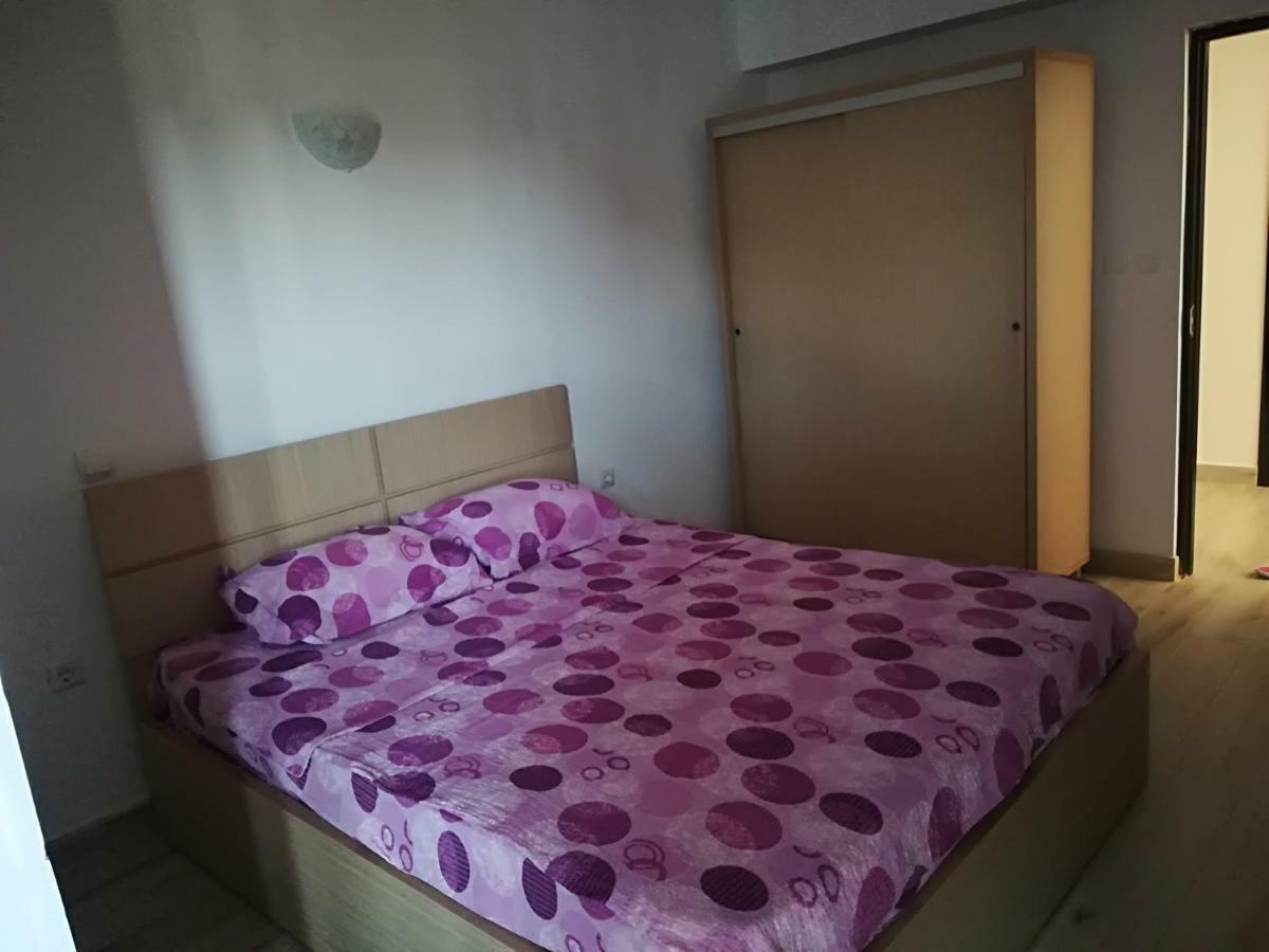 科斯蒂内什蒂 维拉阿克塞尔旅馆酒店 外观 照片